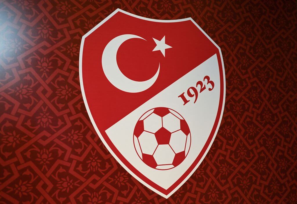 الاتحاد التركي لكرة القدم: لاعبان وقعا ضحية حقن رأس مال غير قانوني، وتم رفع أمر الإيقاف بعد التحقق